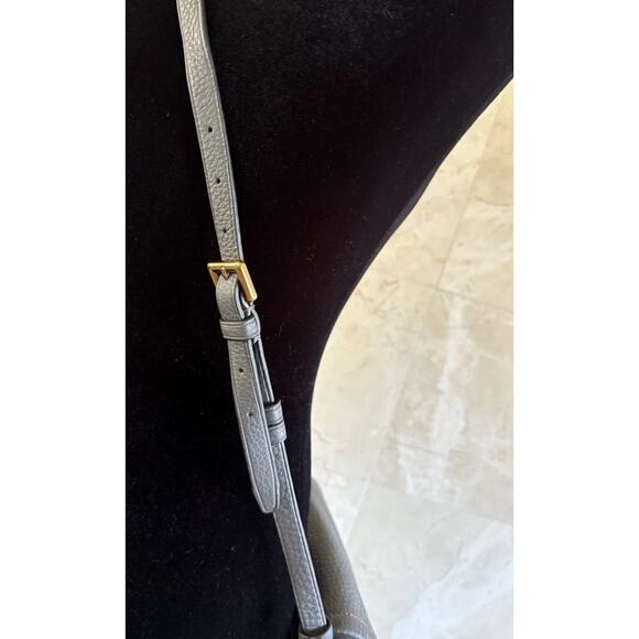 J.Crew Signet Flap Crossbody Bag – Minimalist Dark Grey Pebbled Italian Leather - Picture 7 of 12